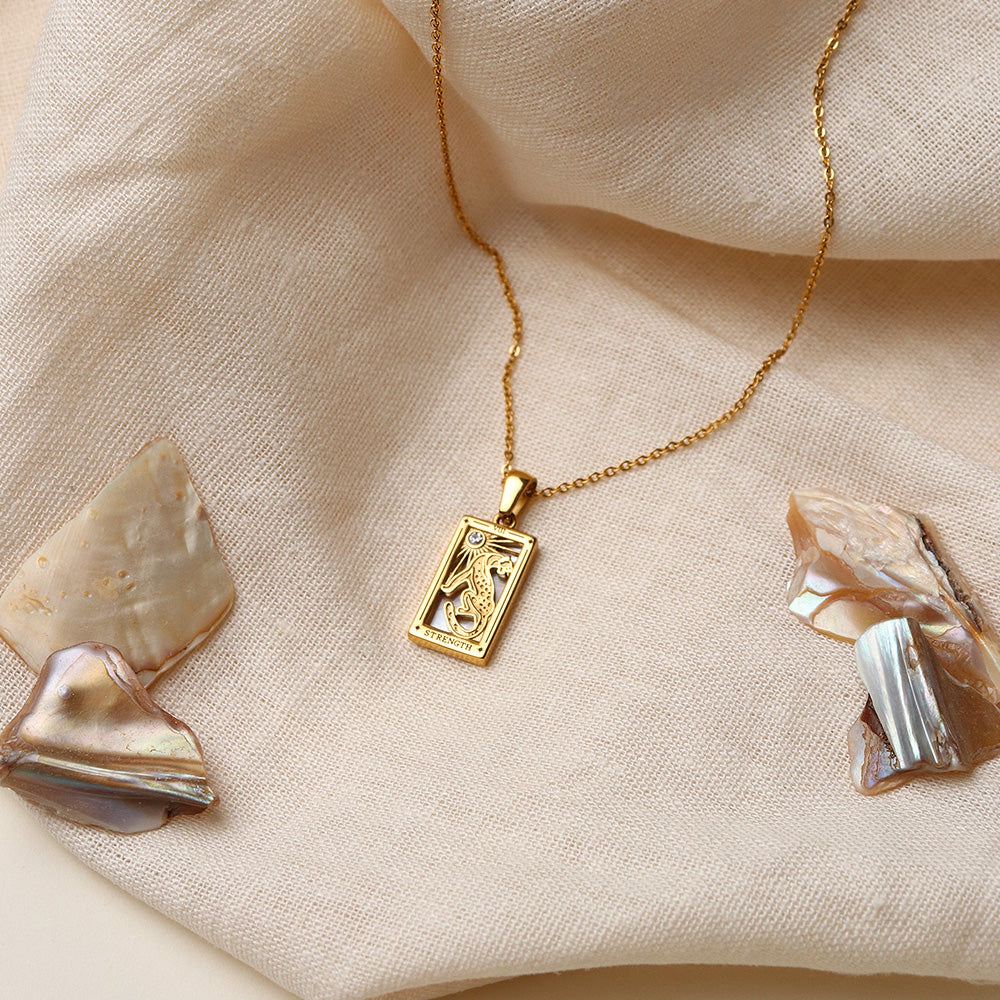 Collana con ciondolo Forza - Oro