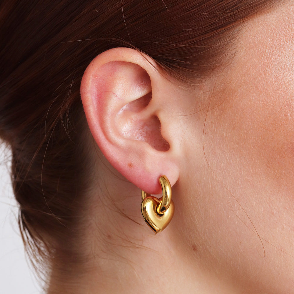 Orecchini a cerchio con cuore - Oro