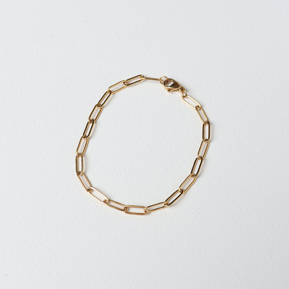 Minimalistisches Büroklammer-Armband – Gold