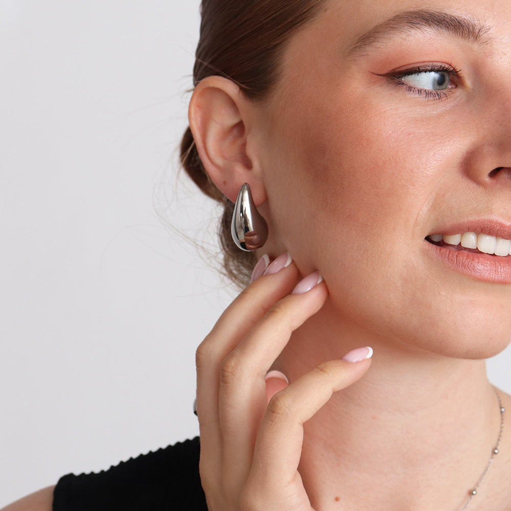 Orecchini pendenti a pera - Argento