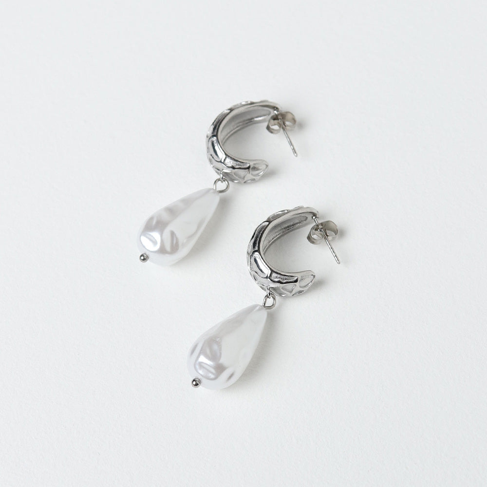 Orecchino a goccia con perla - Argento