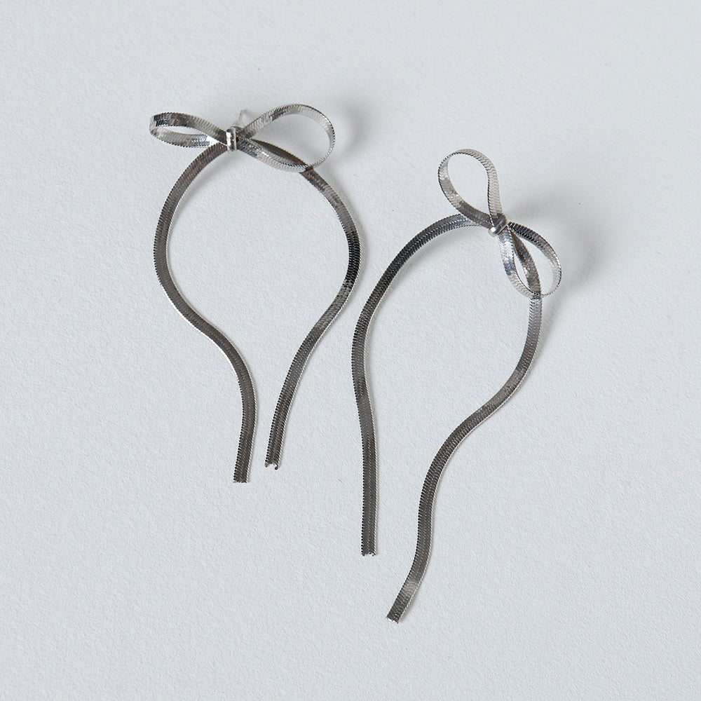Bow Ribbon Earrings - Silver