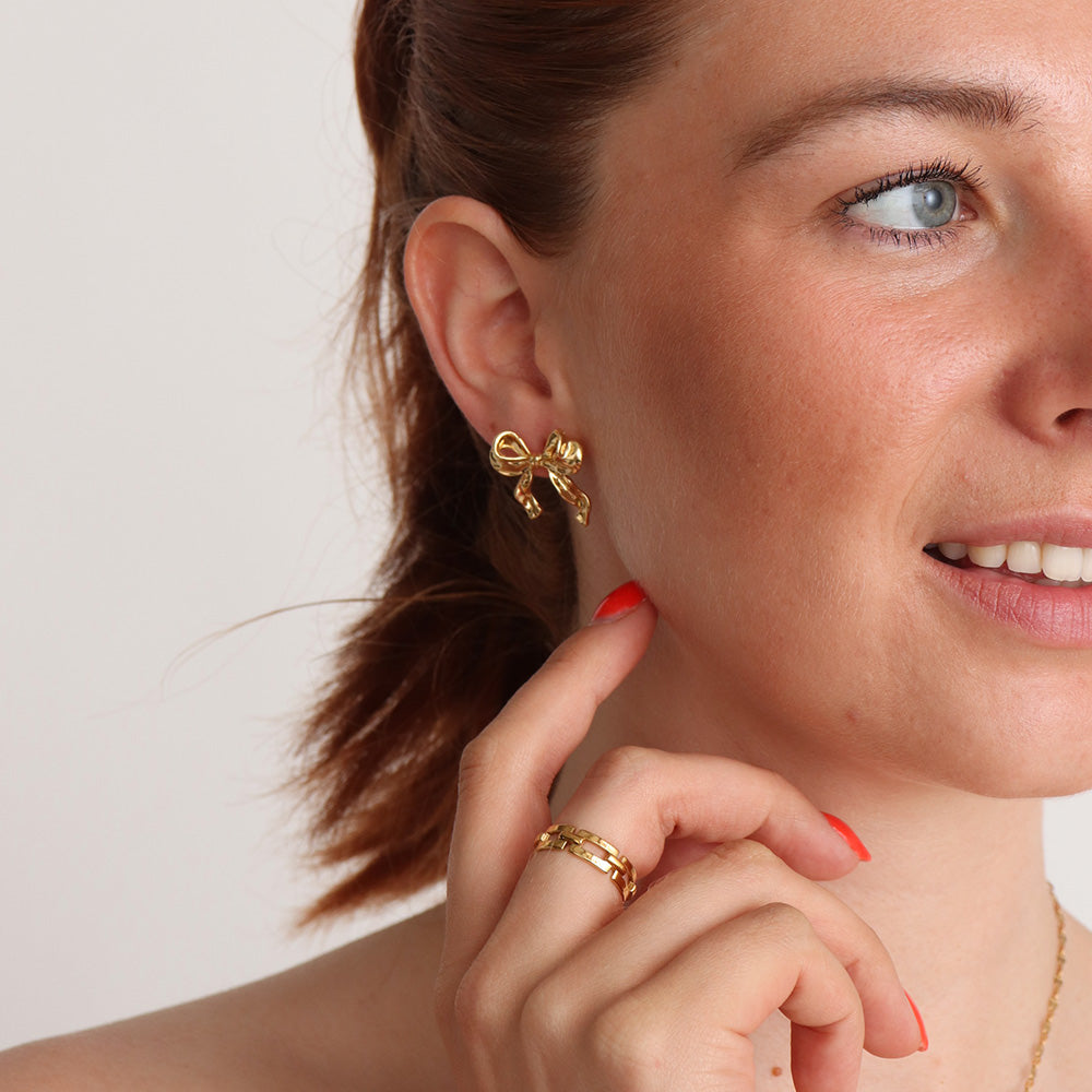Petite Bow Earrings - Gold