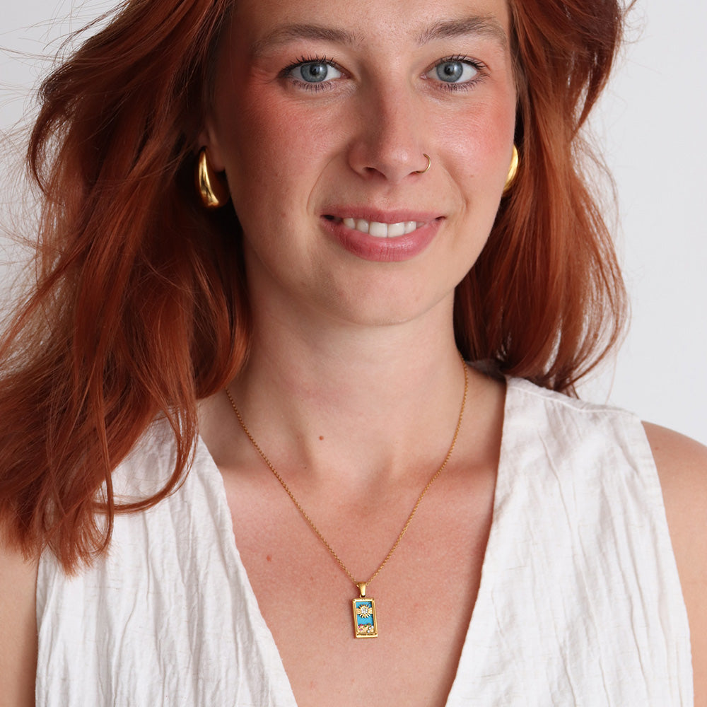 Collana con ciondolo Sole - Oro