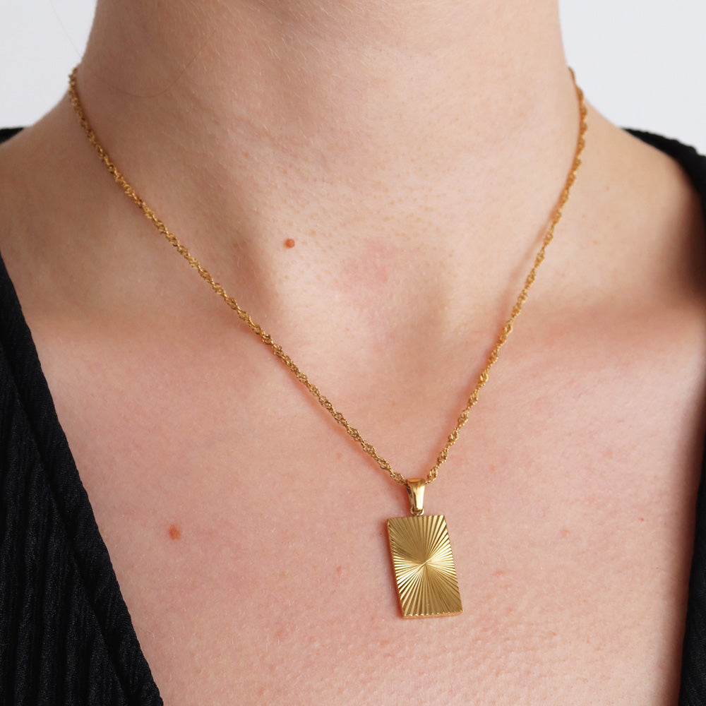 Collana con pendente Sunburst - Oro