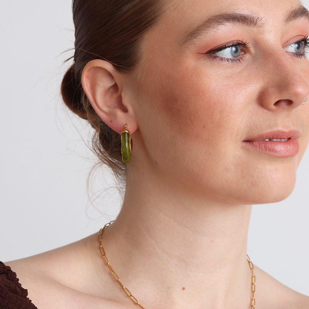 V-Shape Earrings - Green