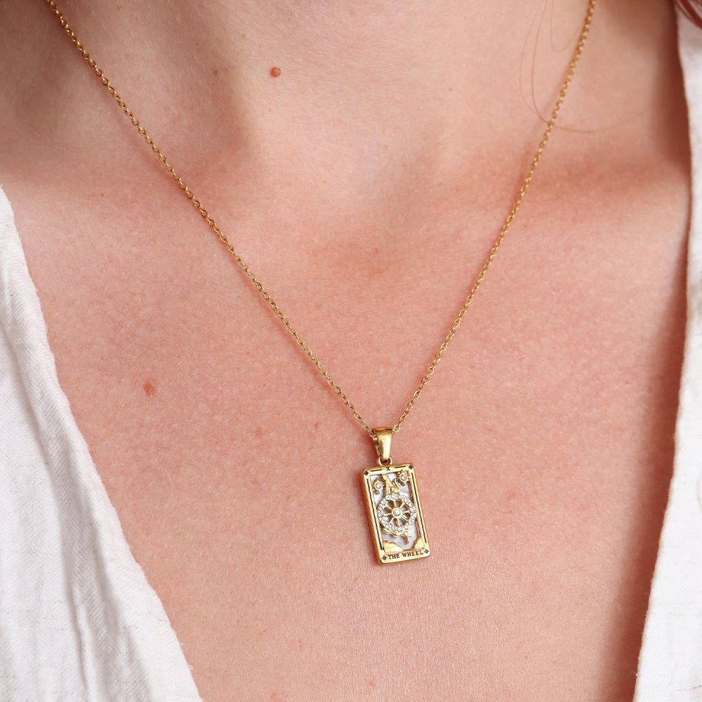 The Wheel Pendant Necklace - Gold