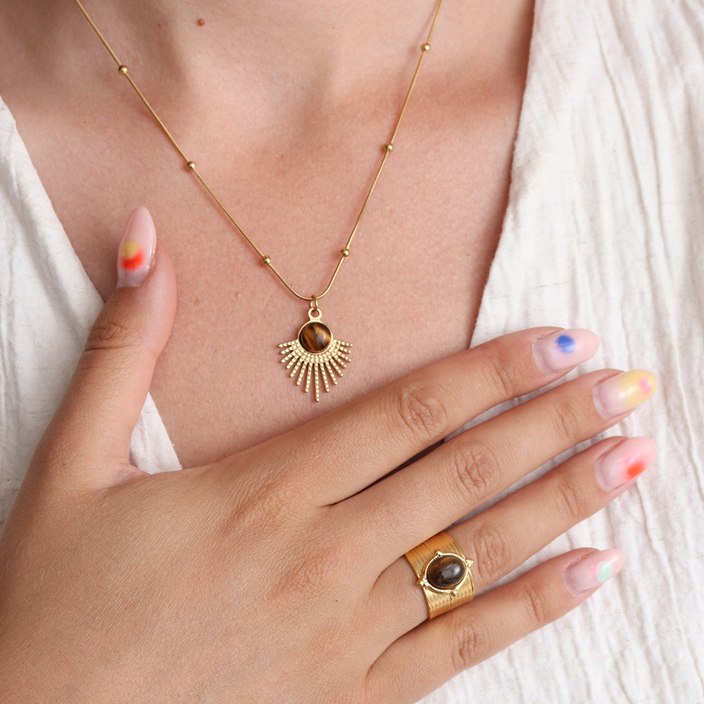 Belle Necklace - Gold