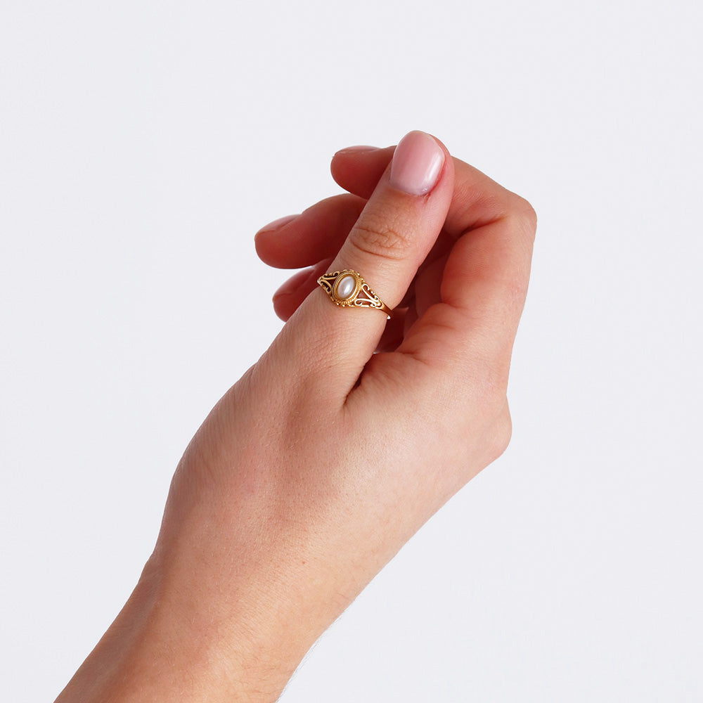 Anello con perla d'acqua dolce - Oro