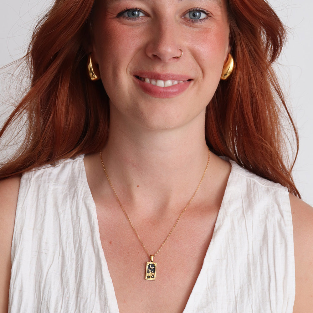 Knight of Cups Pendant Necklace - Gold