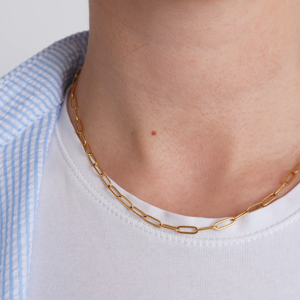 Collana minimalista con graffetta - Oro