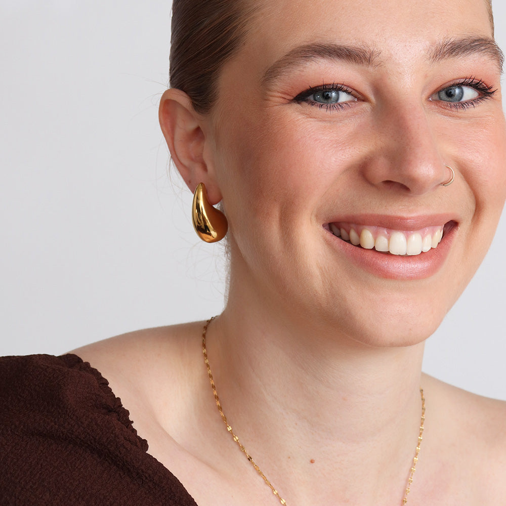 Orecchini pendenti a forma di pera - Oro