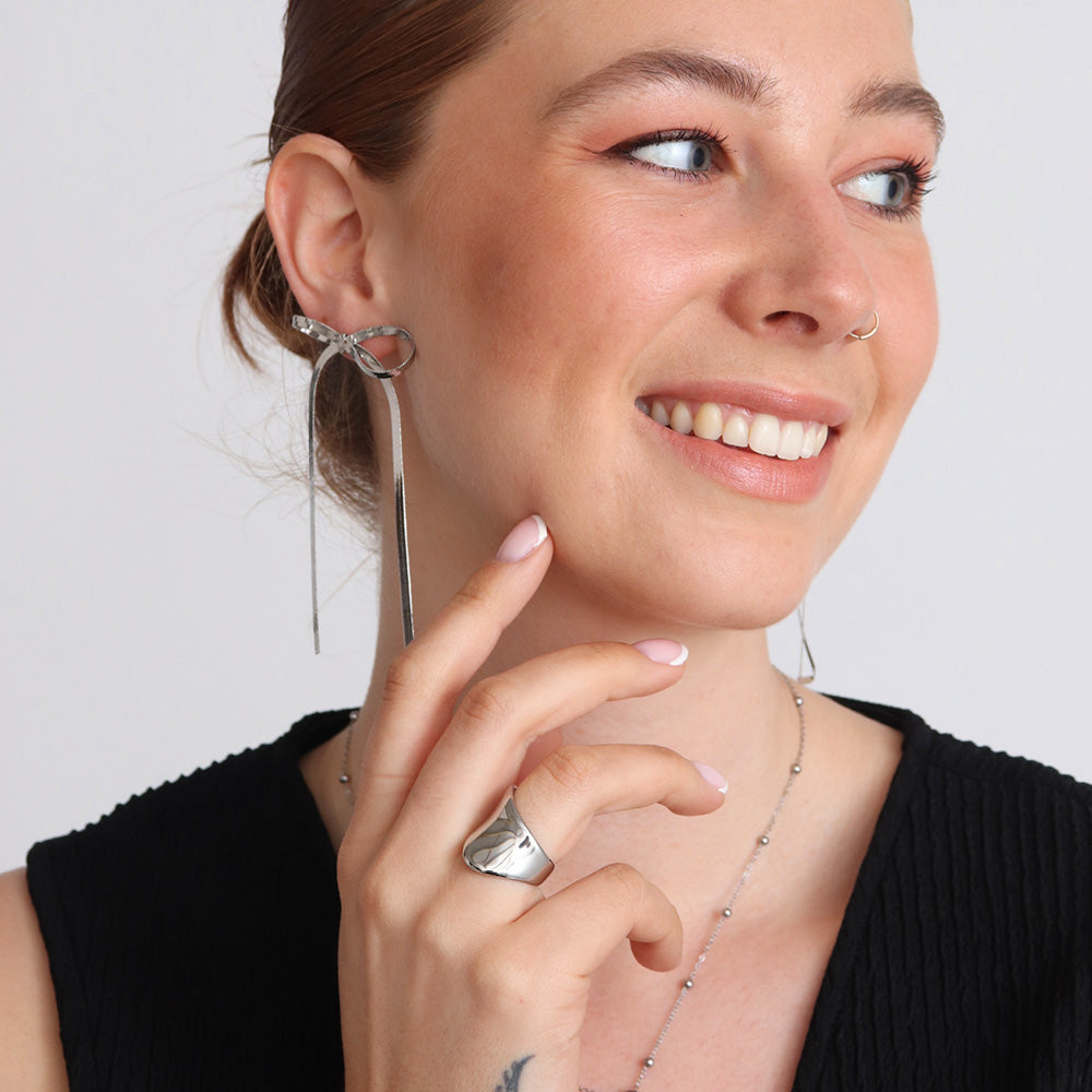 Bow Ribbon Earrings - Silver