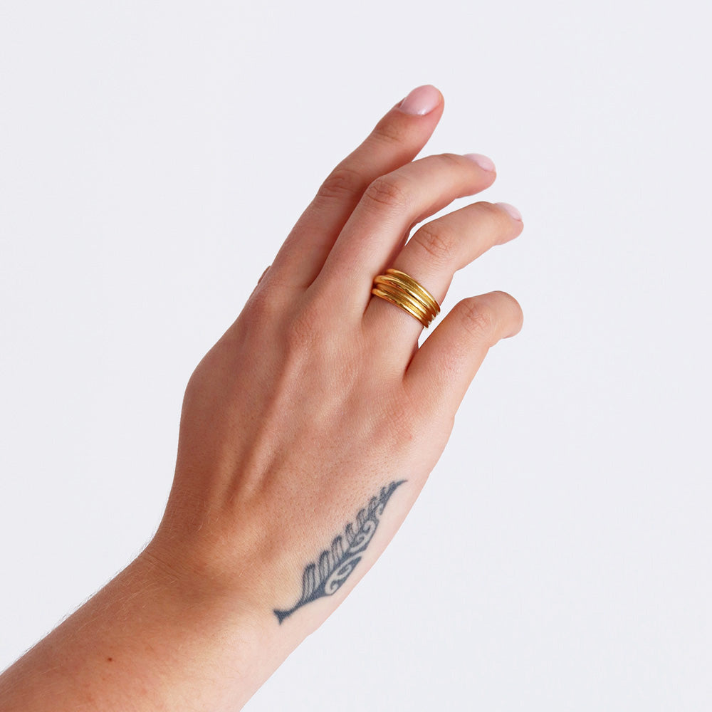 Anello testurizzato - Oro