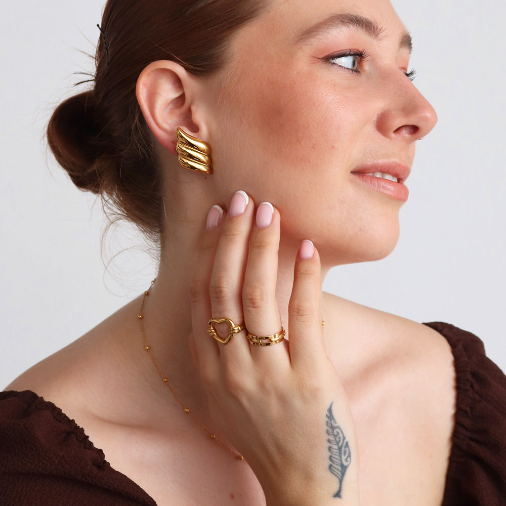 Grace Winged Earrings - Gold